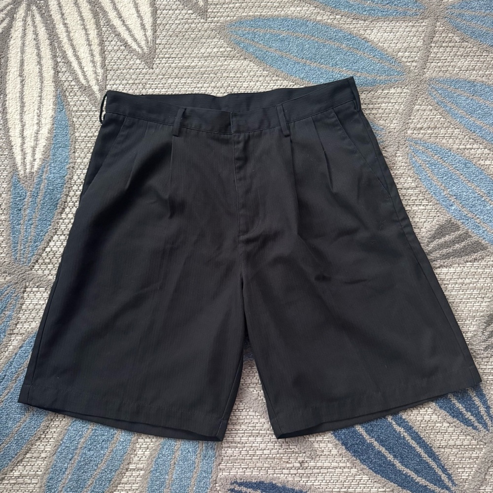 Nike Dri-Fit Golf Shorts Men’s Size 34 Medium Pinstripe Black Textured Chino